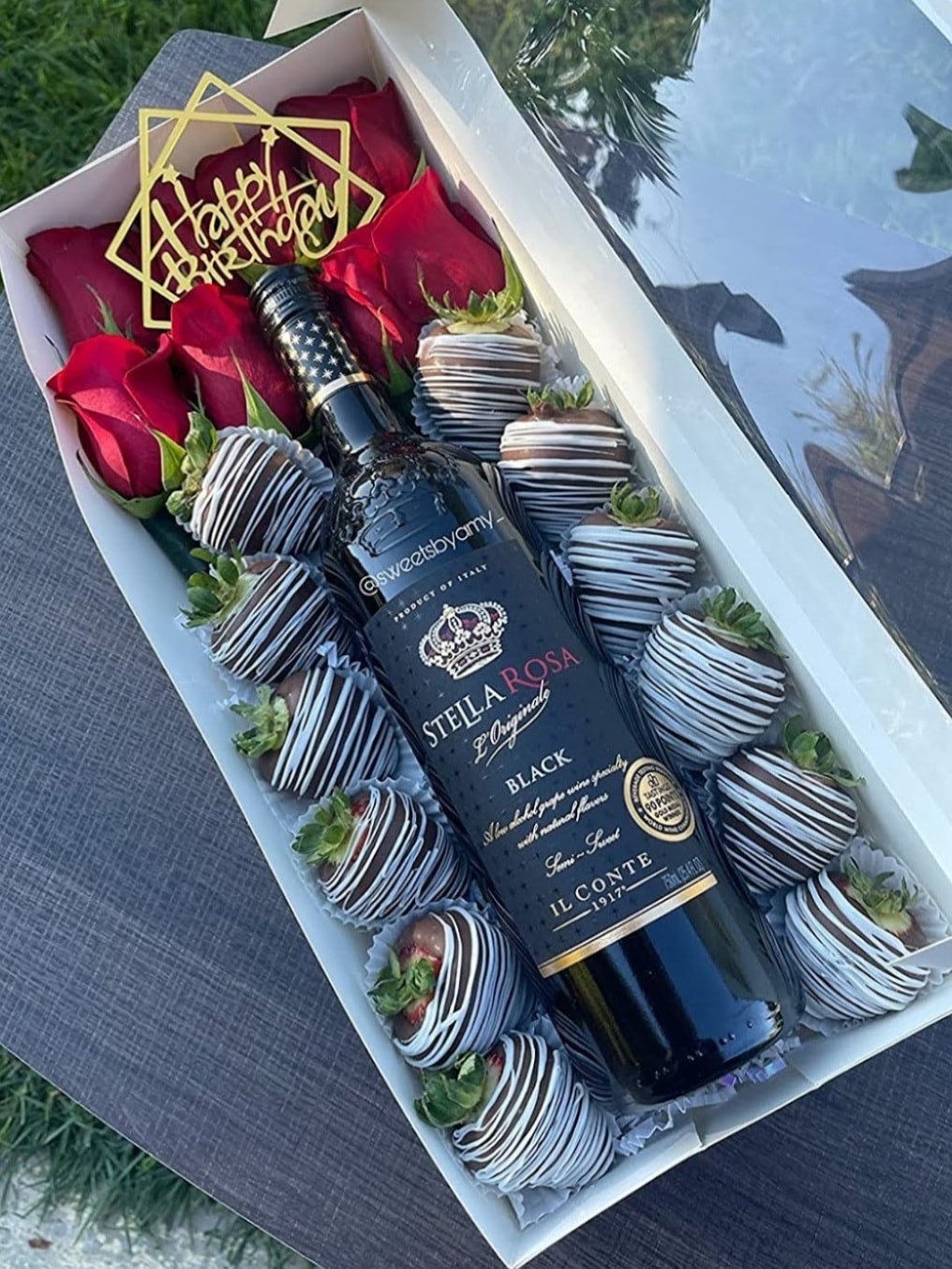 Large Envie Wine Box (12 dipped Strawberries, Large Wine Bottle, 6 Roses) |  Sweet Envie, LLC, image size:1016x1354
